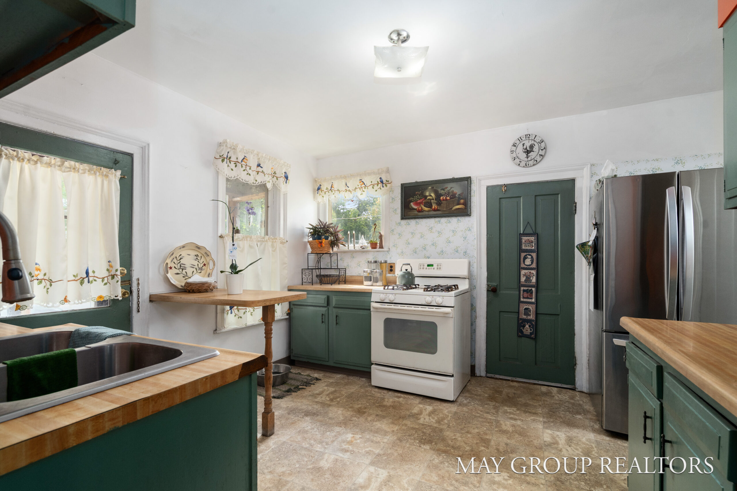 belknap lookout kitchen