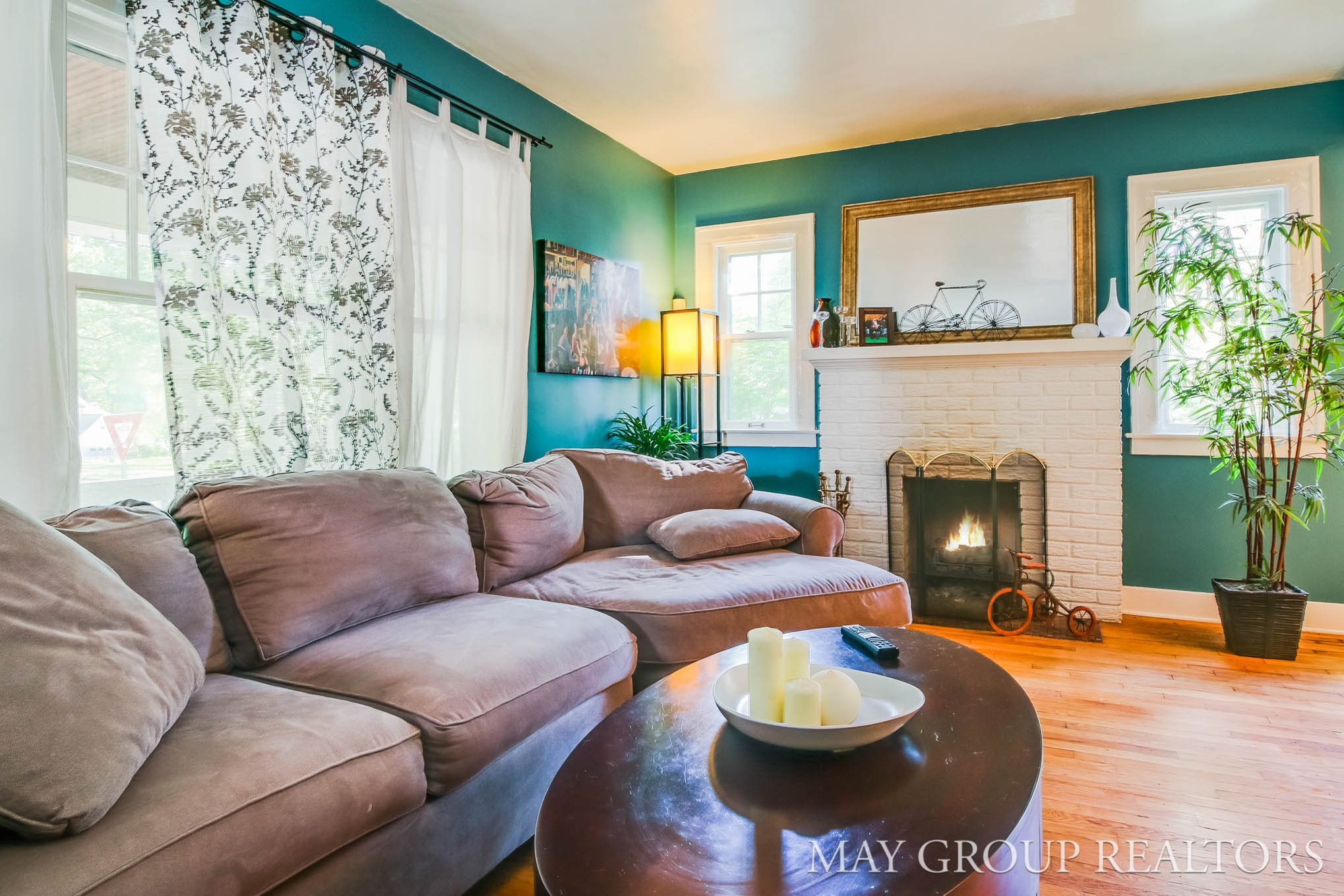 alger heights living room