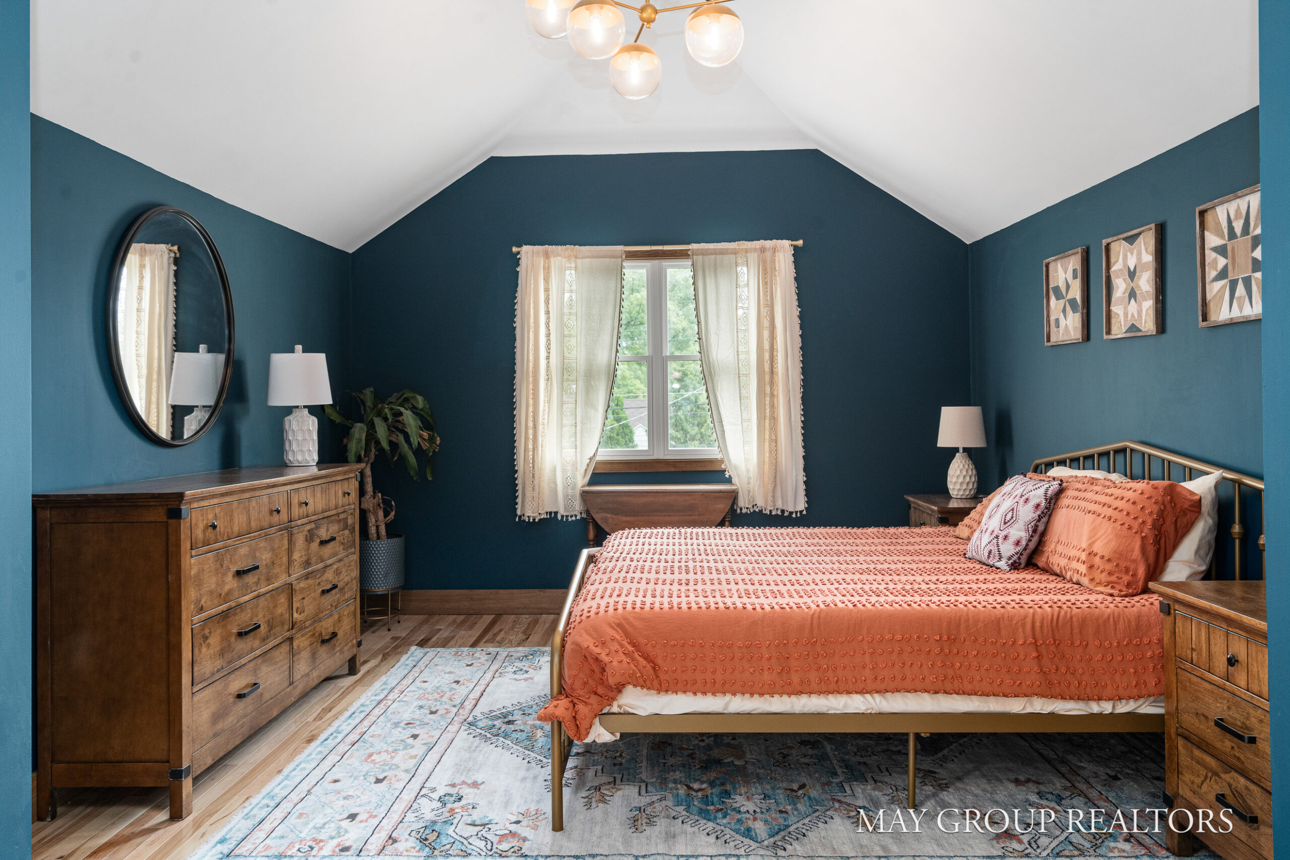 alger heights bedroom