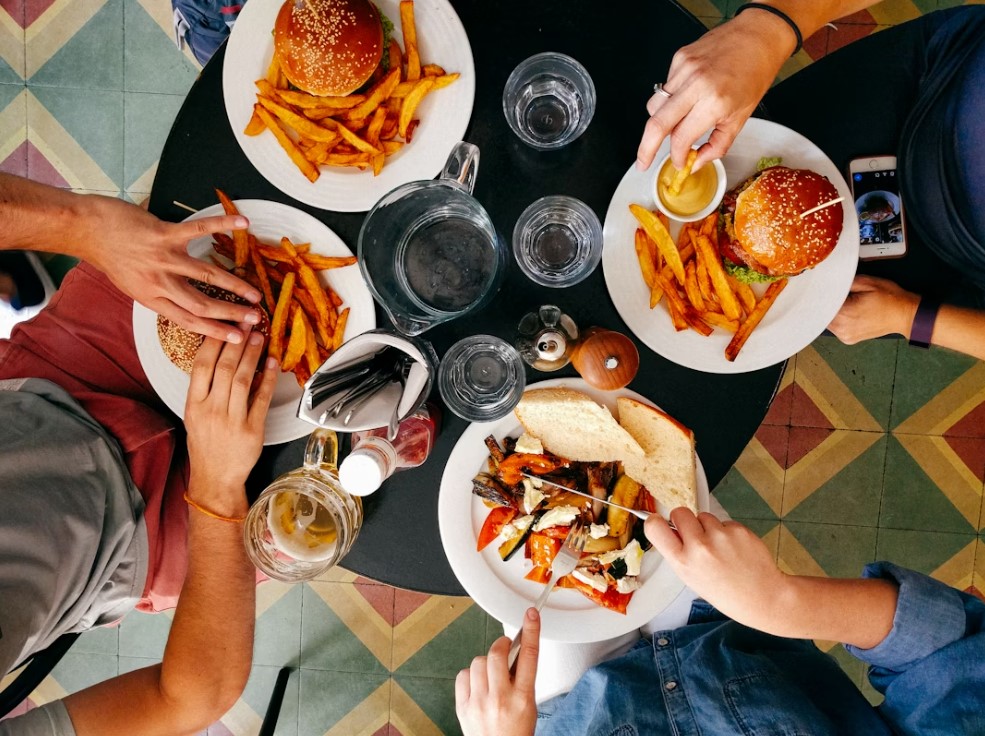 restaurant food in grand rapids mi