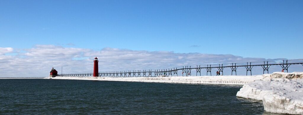 grand haven state park in the winter