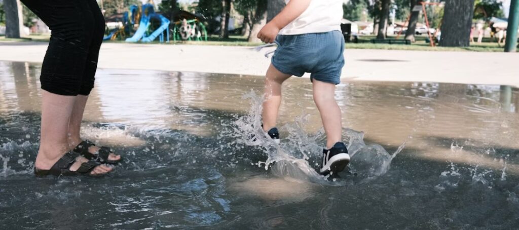 playing in splash pad